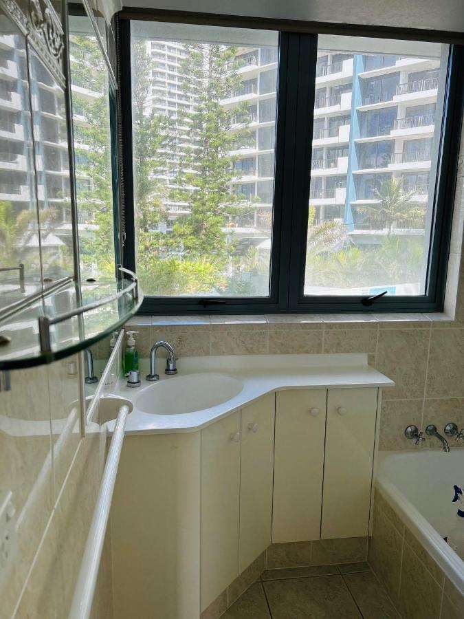 Berkeley On The Beach Gold Coast Ngoại thất bức ảnh